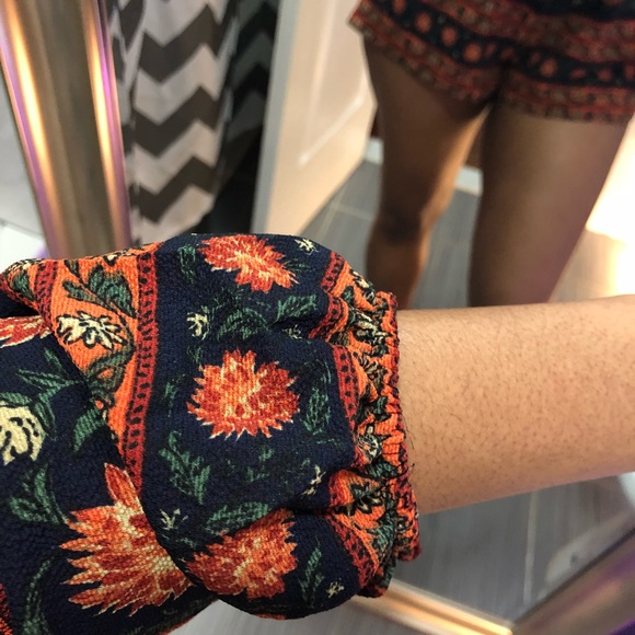 Pretty Romper - Picture 5 of 5